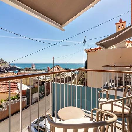 Casa Andorinhas بيت للعطل Câmara de Lobos