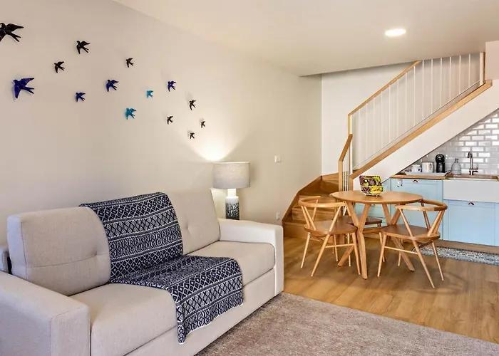 Casa Andorinhas بيت للعطل Câmara de Lobos